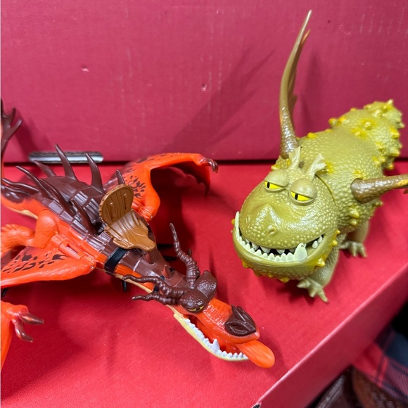 How to Train Your Dragon plus Green Orange Purple Dragon Action Figures Playset - Picture 7 of 16